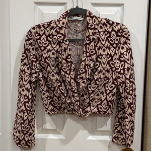Zara Women's Maroon and Beige Patterned Cropped Top - Size XS